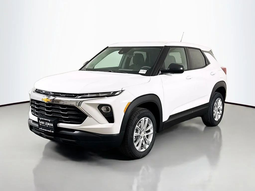 New 2026 White Chevrolet LS image 3