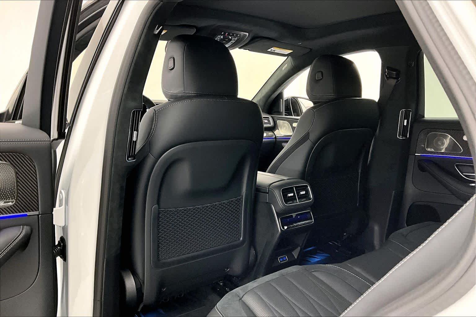 New 2026 MANUFAKTUR Moonlight White Metallic Mercedes-Benz AMG® GLE 63 S 4MATIC+ Coupe image 12