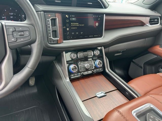 Used 2024 Green GMC Denali Ultimate image 25