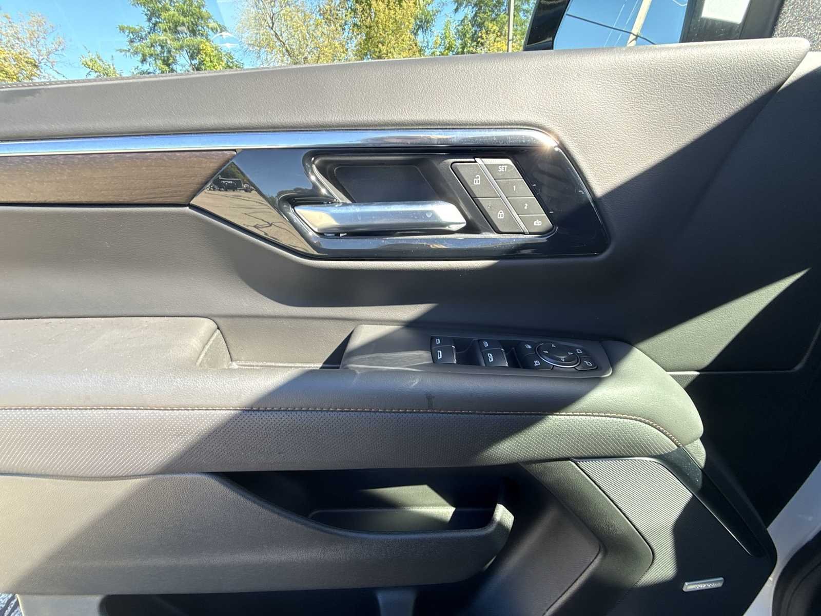 2025 Chevrolet Tahoe High Country - Photo 23