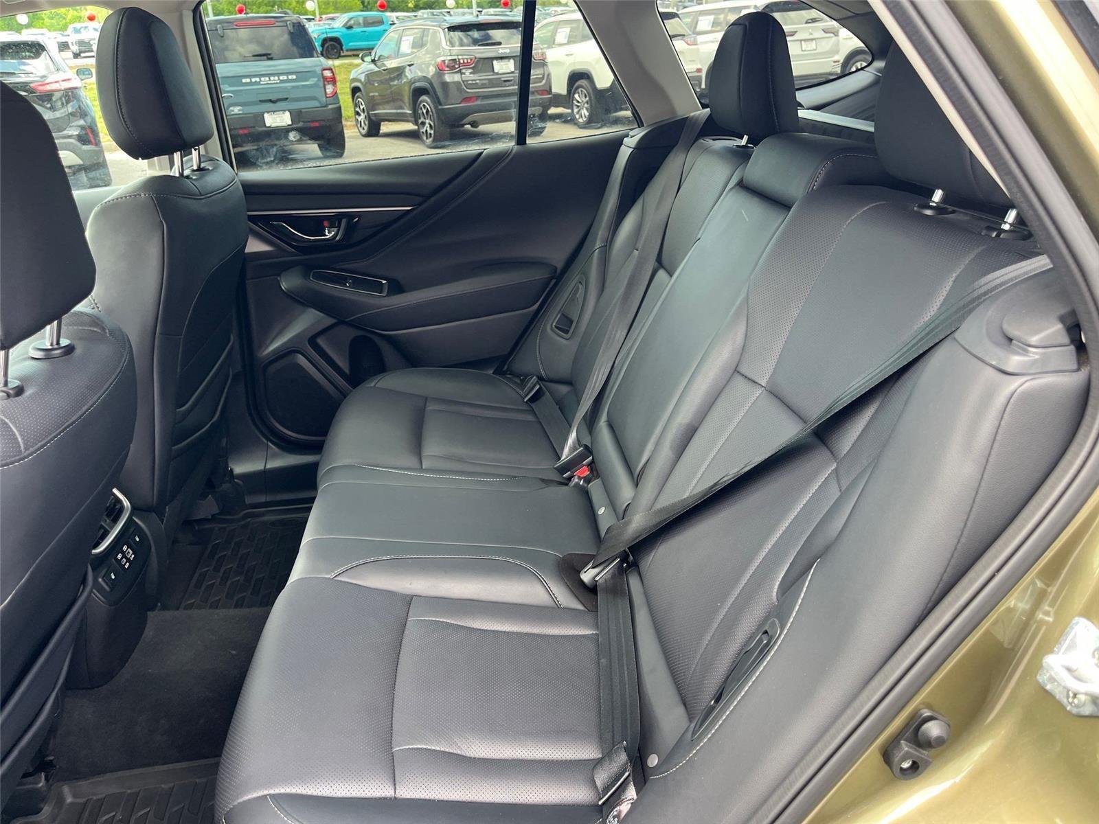Used 2023 Autumn Green Metallic Subaru Limited image 25
