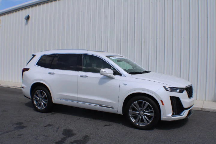 2023 Cadillac XT6 Premium Luxury Auto 4WD's photo