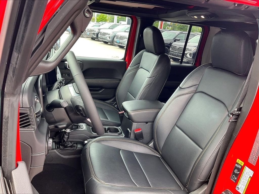Used 2025 Firecracker Red Clearcoat Jeep Sahara image 9