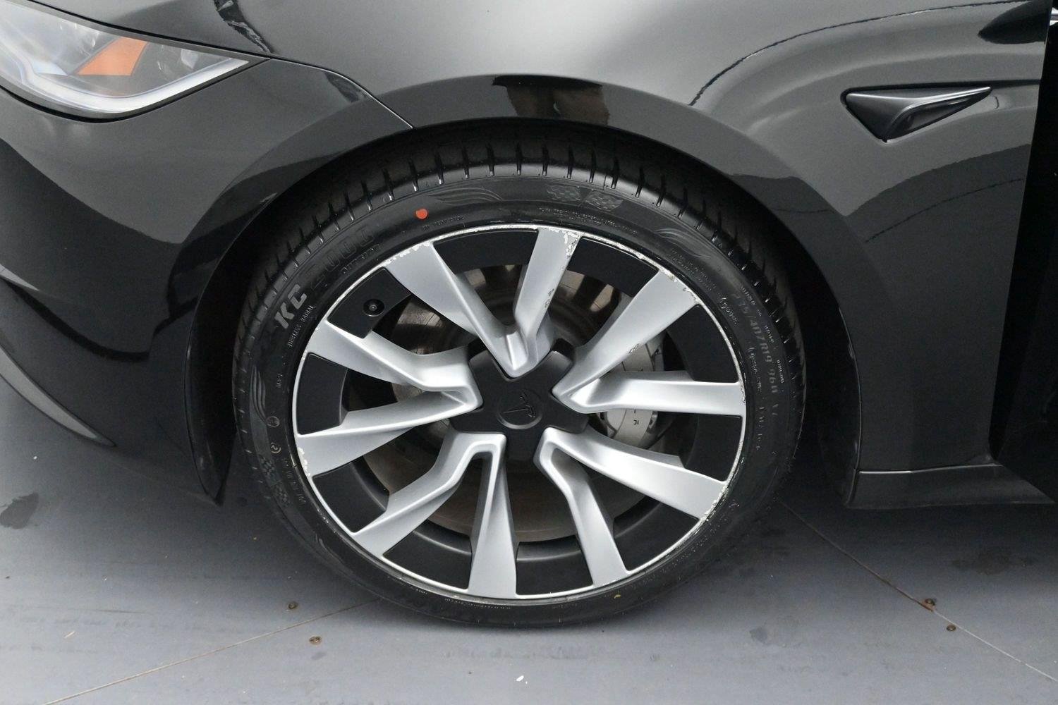 Used 2024 Black Tesla RWD *Ltd Avail* image 25