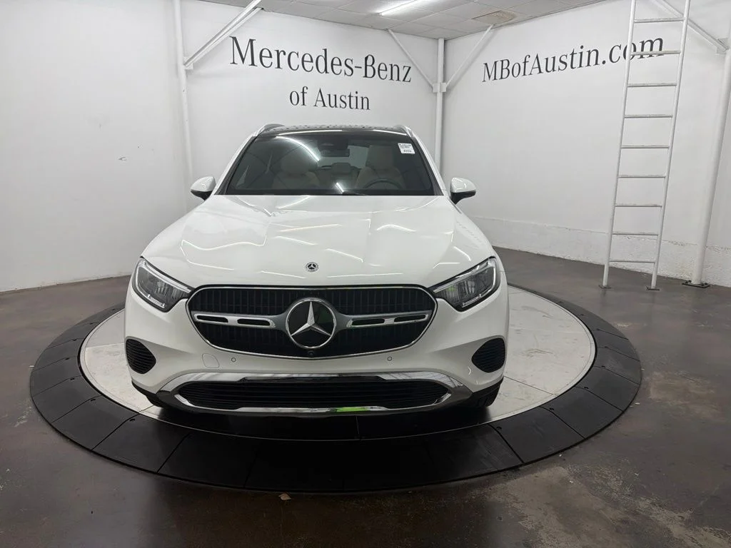 Certified Used 2026 White Mercedes-Benz GLC 300 image 2