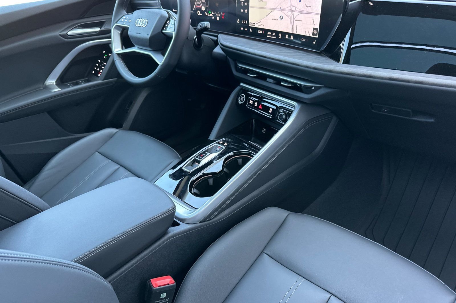 Used 2025 Black Audi  image 15