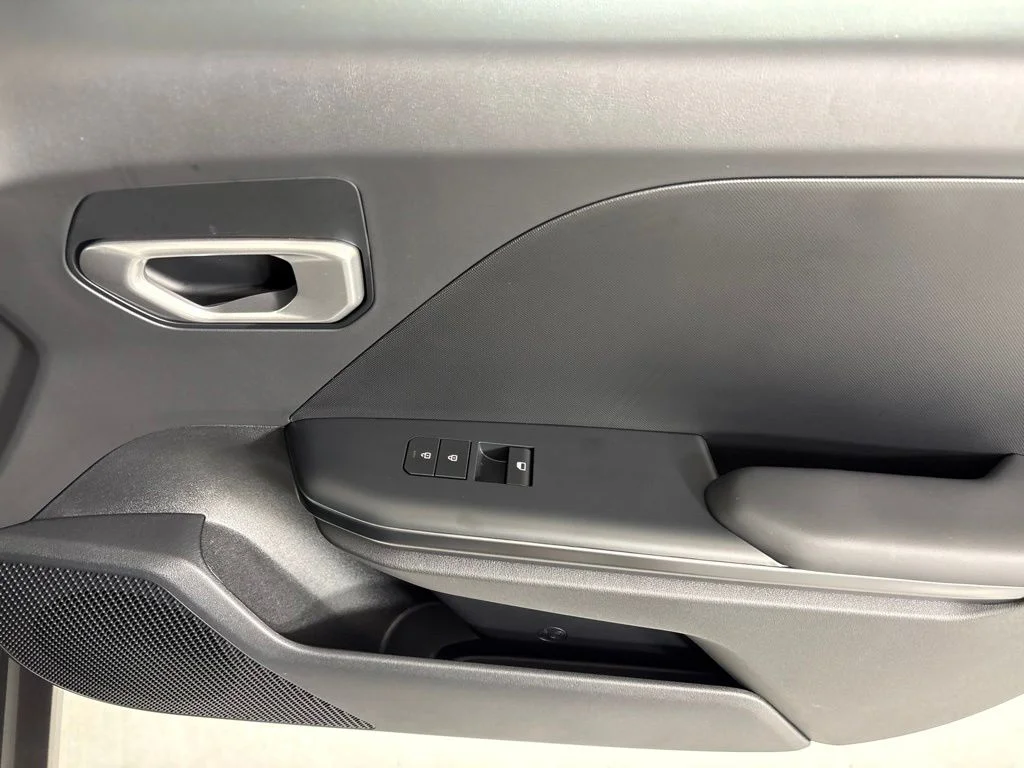 New 2026  Kia LX image 12
