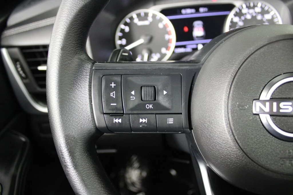 2024 Nissan Rogue SV - Photo 26