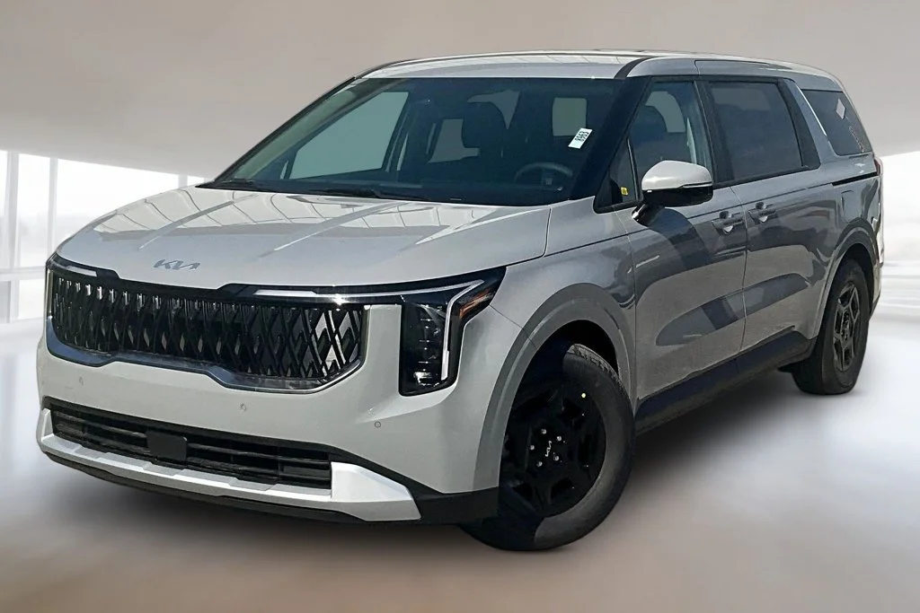 New 2027 Ceramic Silver Kia LX image 1