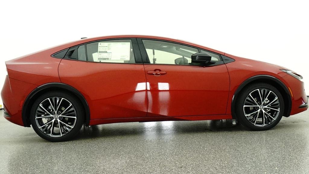 New 2026 Supersonic Red Toyota XLE image 53