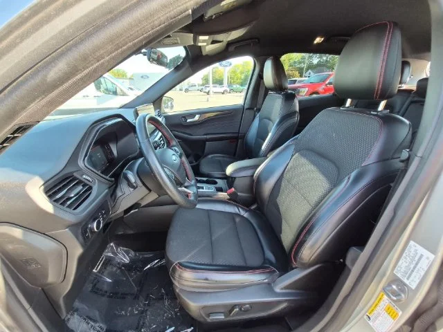 Used 2023 Silver Ford ST-Line image 21