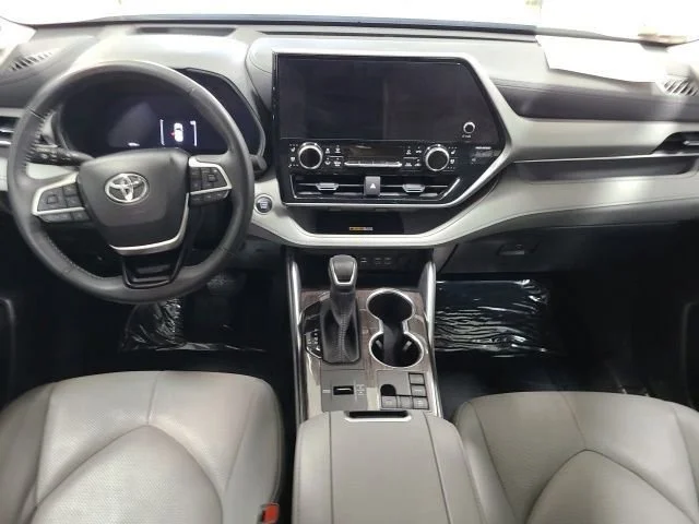 Certified Used 2024 Celestial Silver Metallic Toyota Platinum image 2