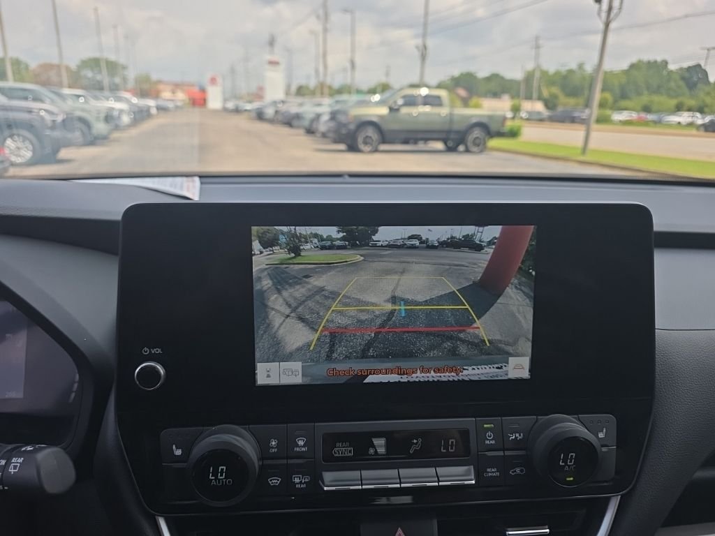 Used 2025 Silver Toyota XLE image 22