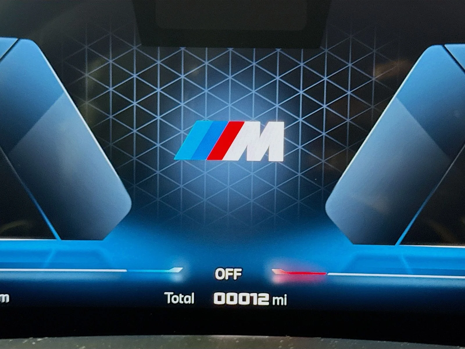 2026 BMW X5 M60i - Photo 12