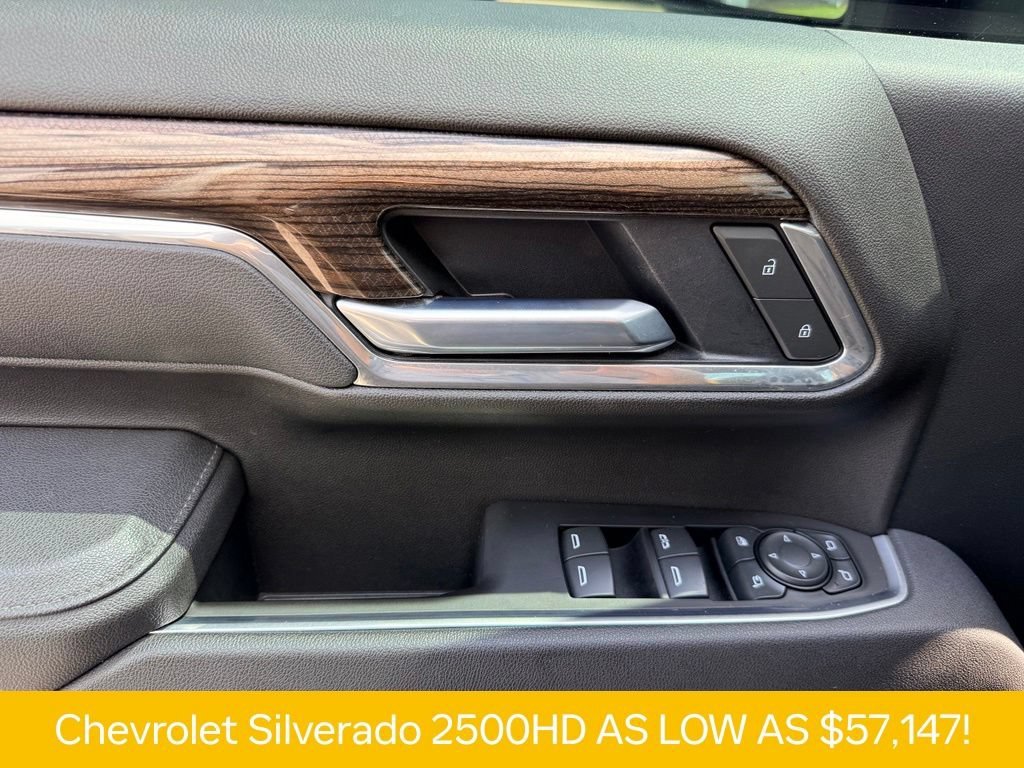 Used 2025 Sterling Gray Metallic Chevrolet LT image 30