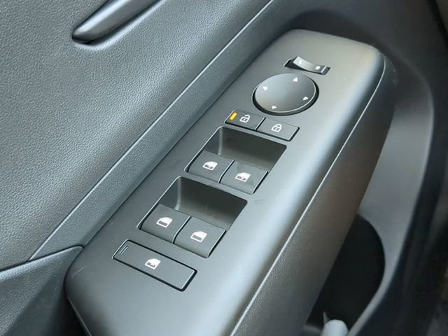 2024 Hyundai Kona SEL - Photo 51