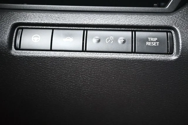 Used 2019 Gray Nissan 2.5 SL image 29
