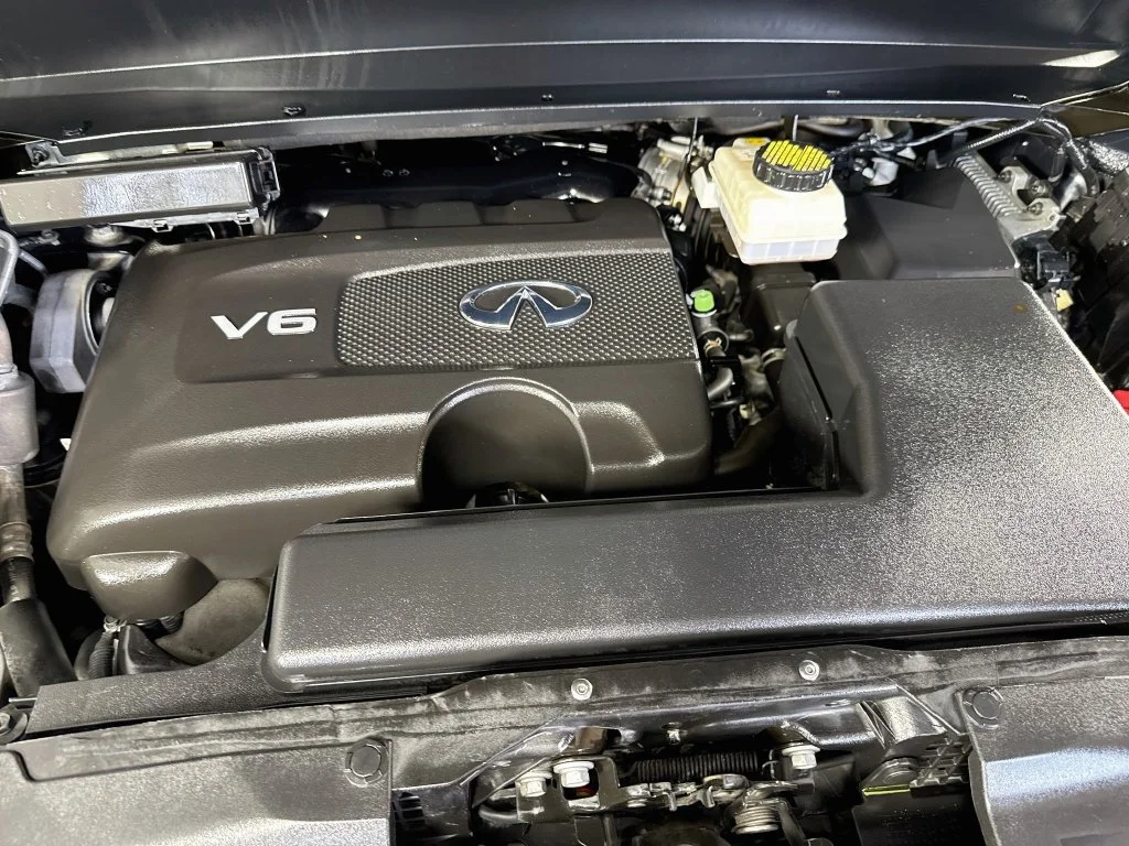Certified Used 2018 Blue INFINITI  image 40