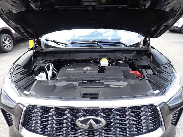Certified Used 2024 Black INFINITI Sensory image 12