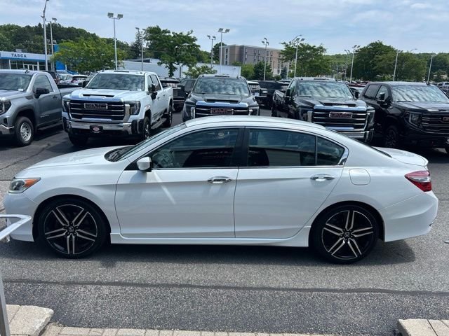 Used 2017 White Honda Sport image 6