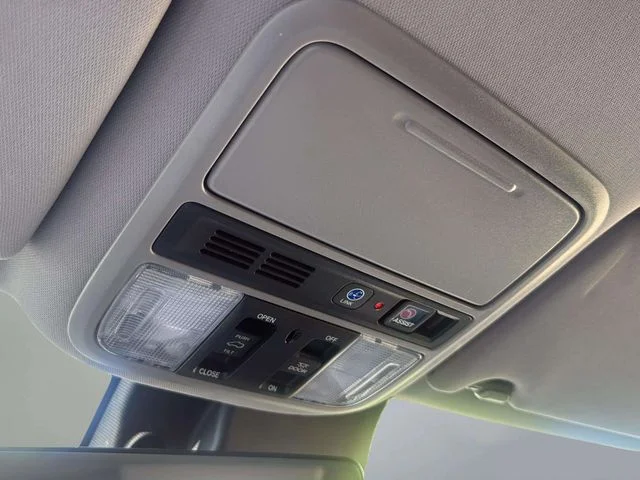 Used 2020 Gray Honda Touring image 30