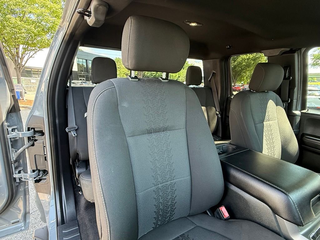 Used 2019 Abyss Gray Metallic Ford XLT image 32