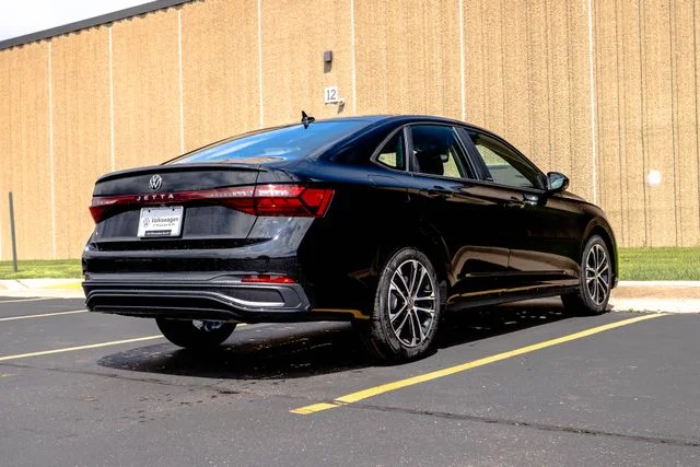 New 2026 Black Volkswagen 1.5T Sport image 8