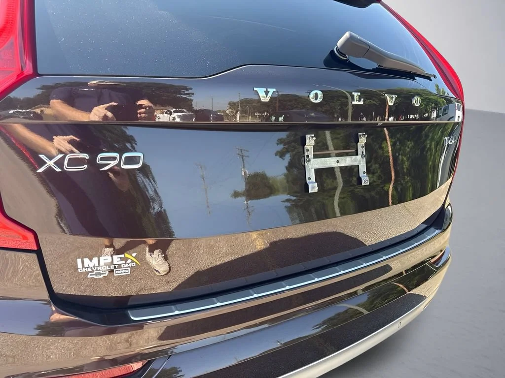 Used 2018  Volvo Momentum image 31