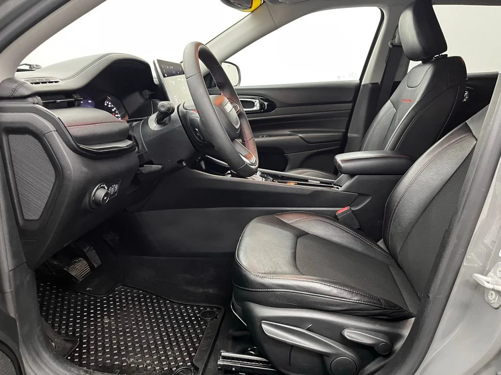 Used 2022 Gray Jeep Trailhawk image 18