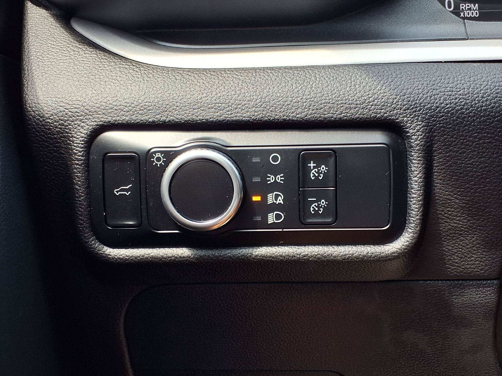Used 2023 Green Ford XLT image 22