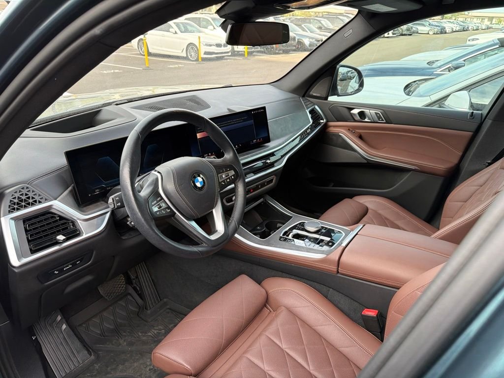 Certified Used 2024 Blue BMW xDrive40i image 5