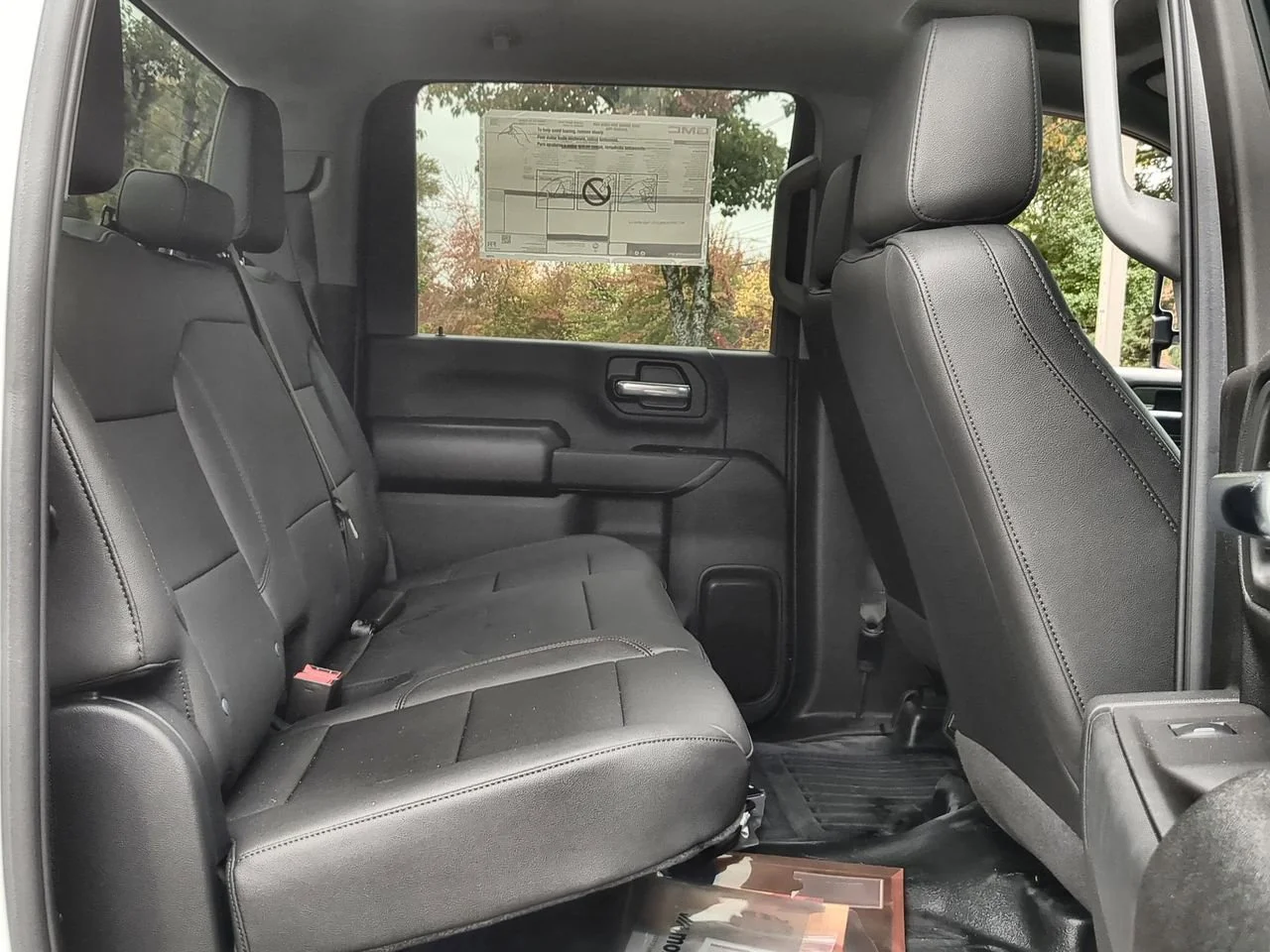 2025 GMC Sierra 3500 Chassis Cab Pro - Photo 25