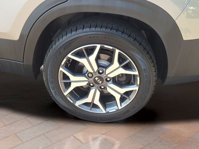 Certified Used 2021 Gray Kia EX image 27