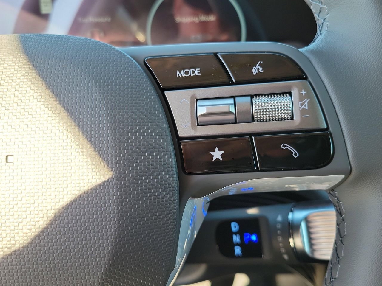 New 2026 Cyber Gray Hyundai SE image 7