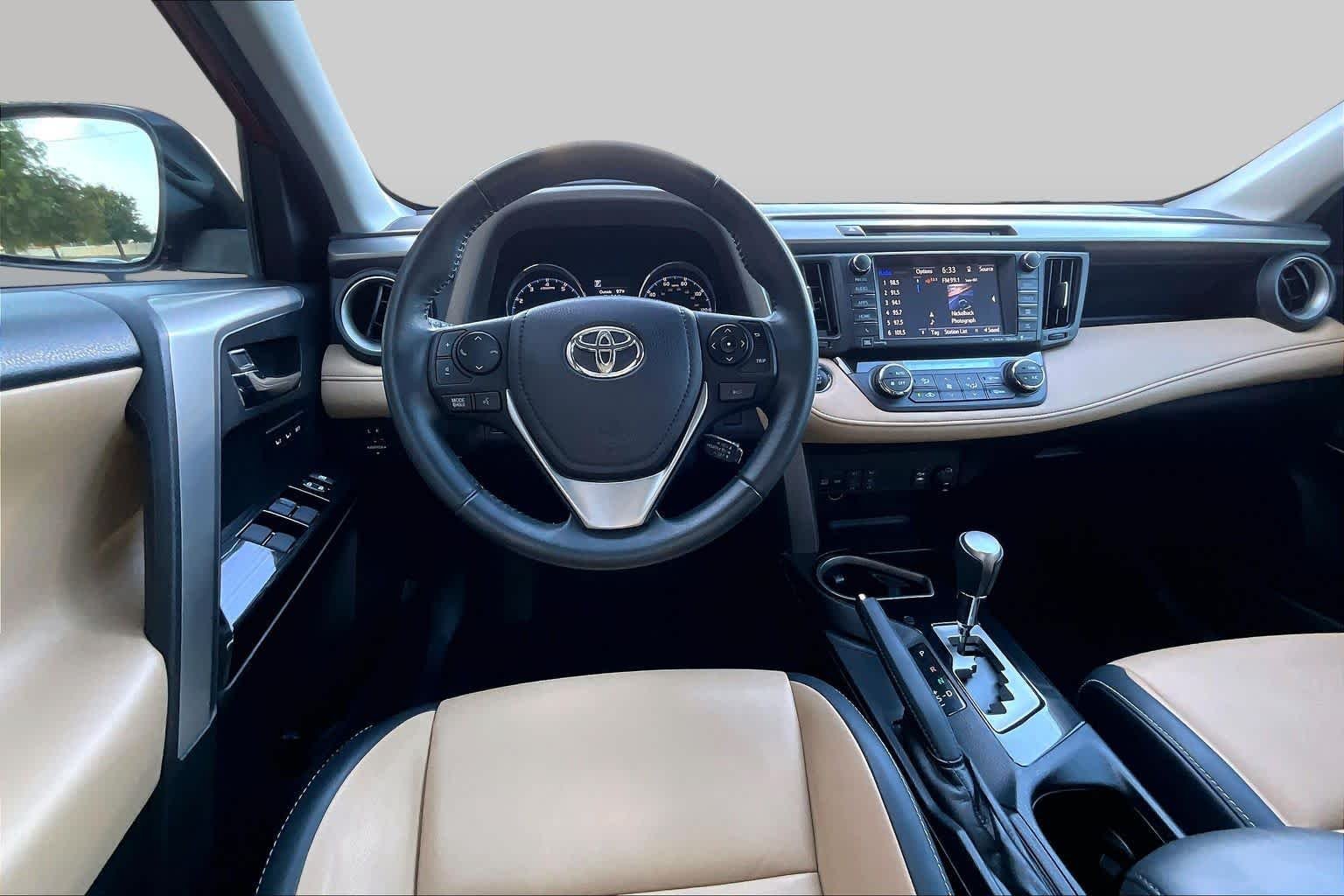 Used 2016 Barcelona Red Metallic Toyota Limited image 6