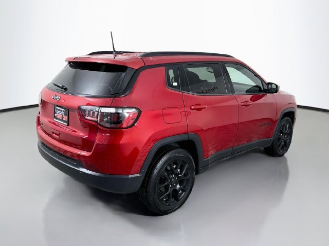 Used 2026 Red Jeep Latitude image 7