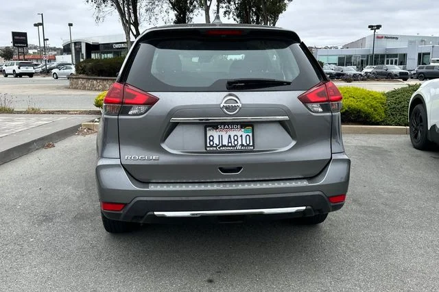 Used 2019 Gray Nissan S image 5