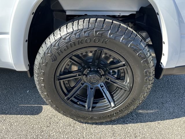 New 2026 White RAM Big Horn/Lone Star image 20