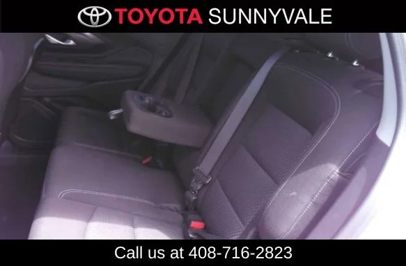Used 2024 White GMC SLE image 5
