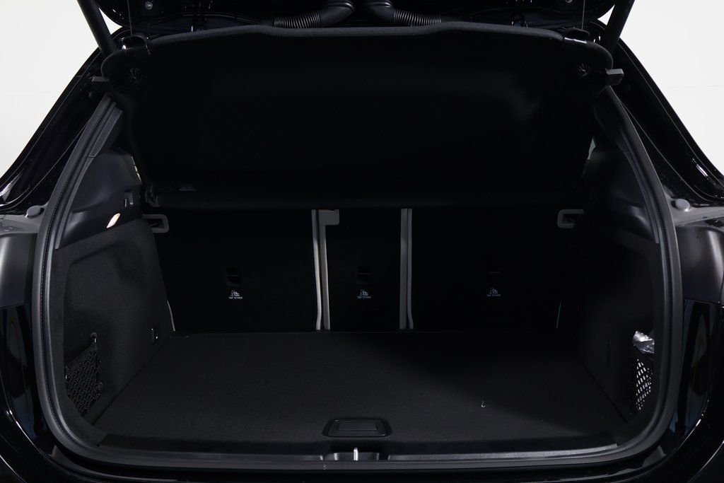New 2026 Night Black Mercedes-Benz GLA 250 image 8