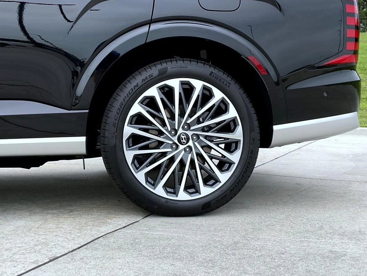 New 2026 Black Hyundai Calligraphy image 25