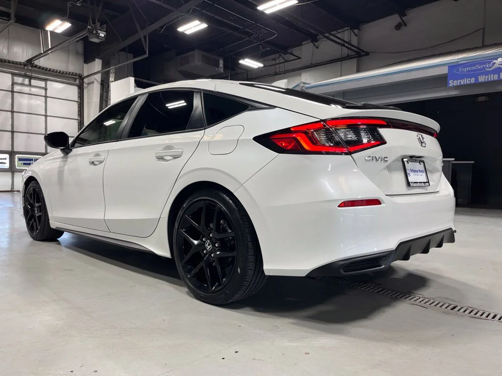 Certified Used 2023 Platinum White Pearl Honda SPORT image 38