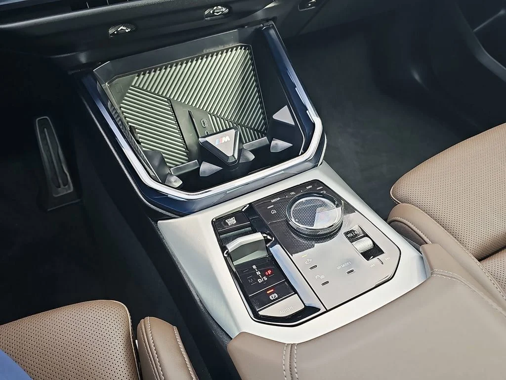 Used 2025 Gray Metallic BMW 30 xDrive image 28