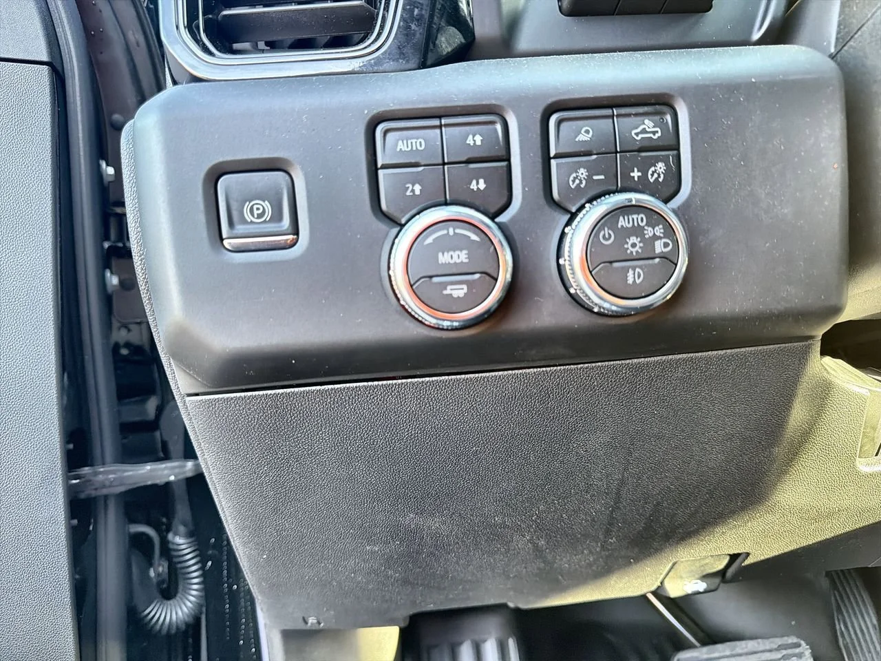 New 2026 Onyx Black GMC AT4 image 15