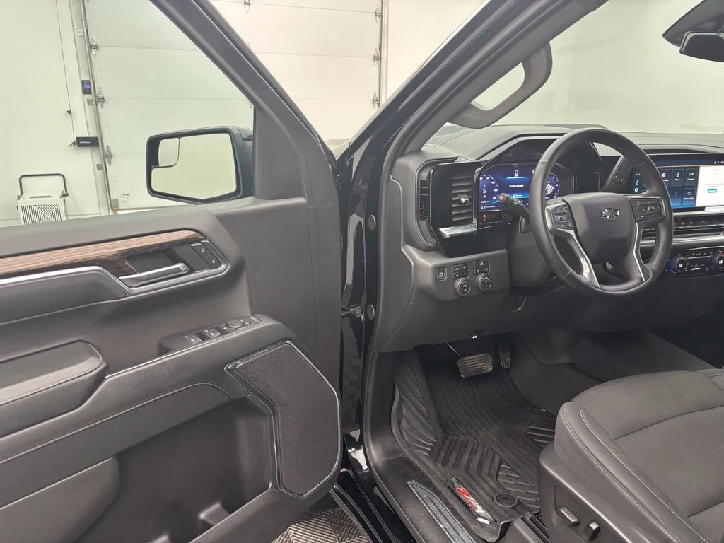 Used 2024 Black Chevrolet LT Trail Boss image 16