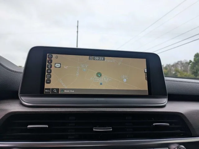 Used 2022 Black Kia EX image 24