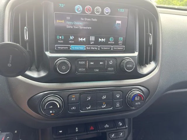 Used 2016 Black Chevrolet Z71 image 8