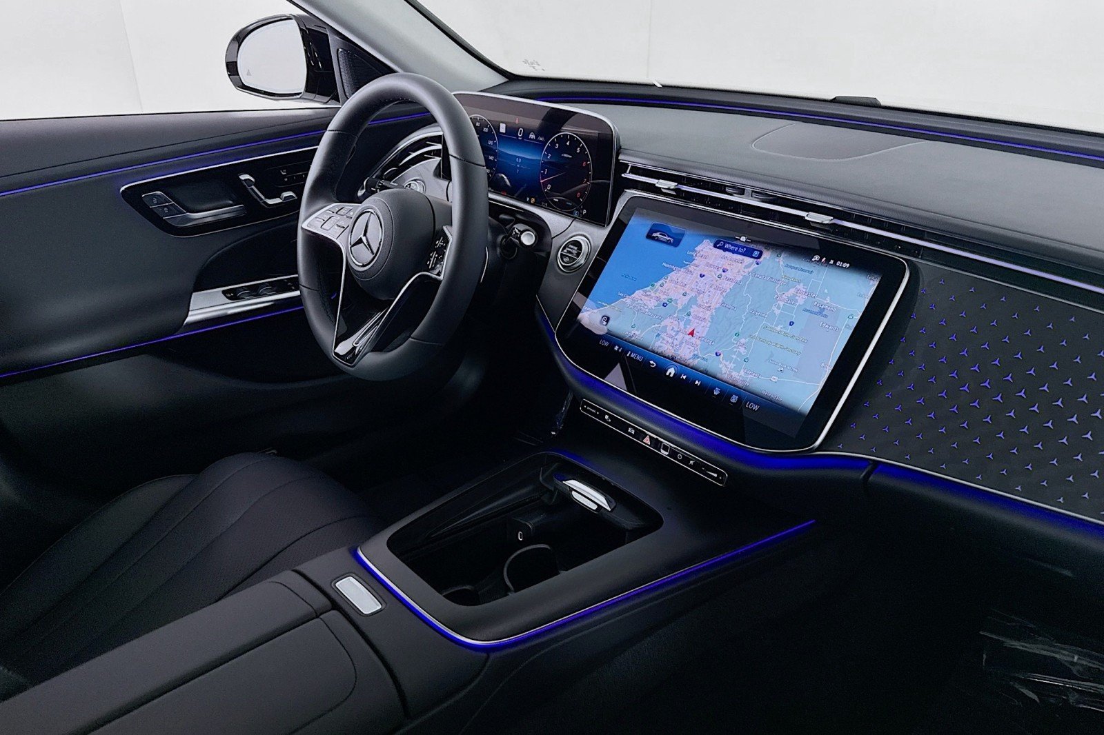 New 2026 Polar White Mercedes-Benz E 450 4MATIC® Sedan image 15