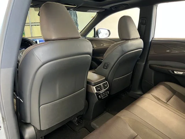 Certified Used 2025 Iridium Lexus 450h+ Luxury image 41