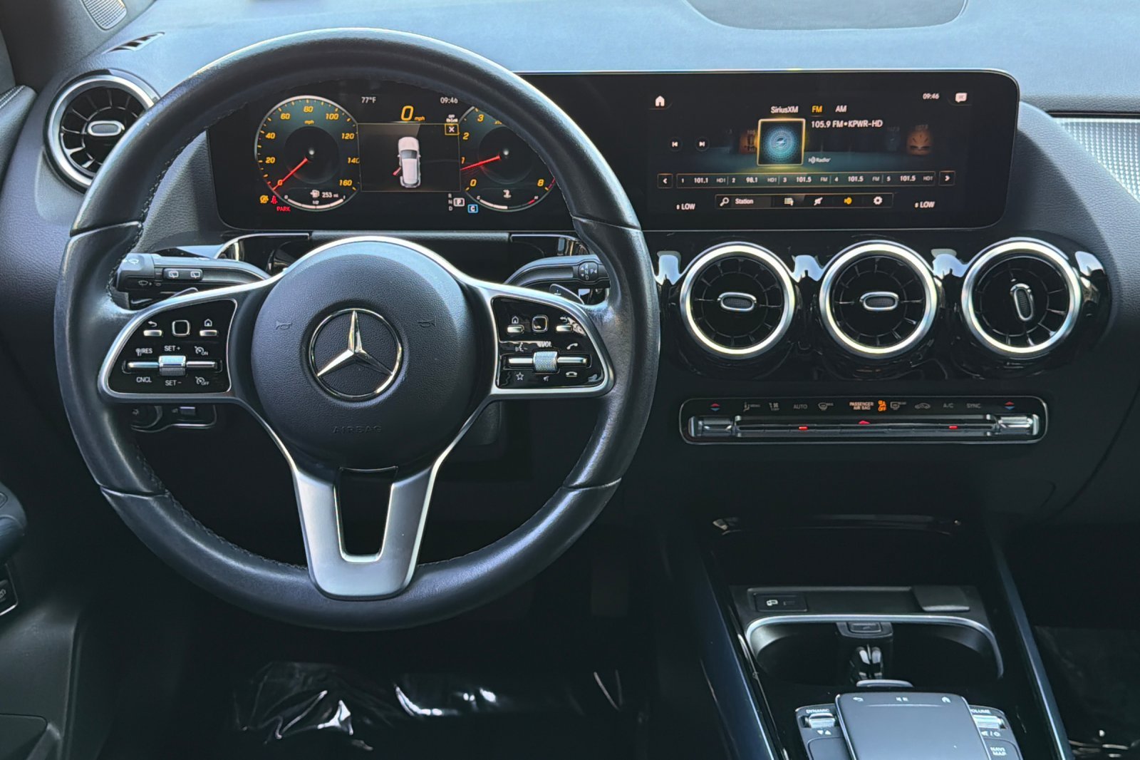 Used 2023 Black Mercedes-Benz GLA 250 image 24